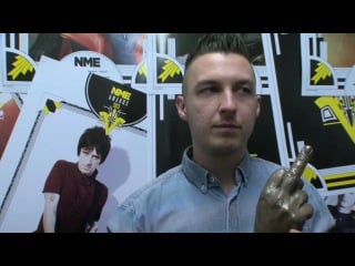 Nme award 2013 matt helders backstage interview