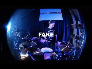 The cherriezz fake (live in rostov on don, )