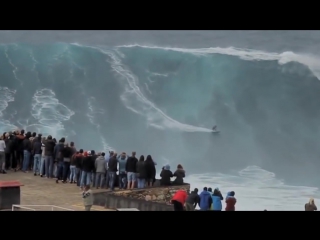 Biggest waves ever surfed nazare