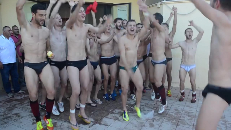 Festeggiamenti salvezza play out post nardo s antonio abate del 26 maggio 2013 parte 2