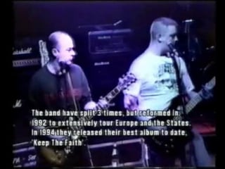 Oi! the video part one (sham 69, cockney rejects, angelic upstarts, the business (1995 )