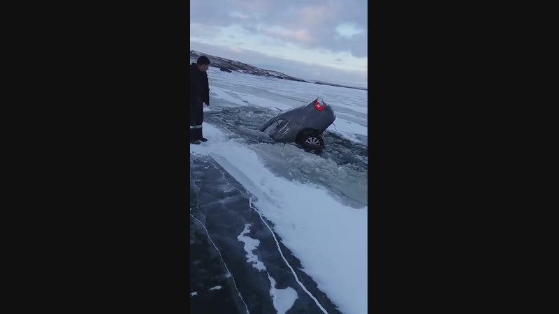 Водохранилище аксарово машина провалилась под лед