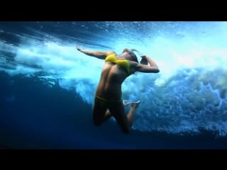 Moon boots love strong (music video) hd