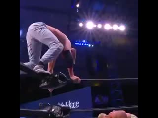 @orangecassidy with the excellent diving ddt did you catch this moment on aewdynamite watch more on the @tntdrama