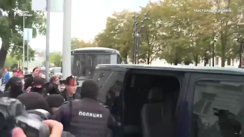 Посмотрите, какие силы были брошены на задержание любови соболь