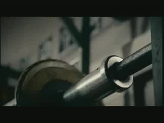 Начинающий качок (прикольный рекламный ролик)