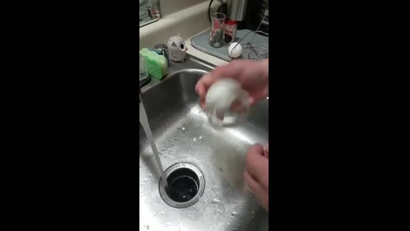 Как быстро почистить яйцо