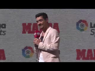 Javier fernández recibe el marca leyenda