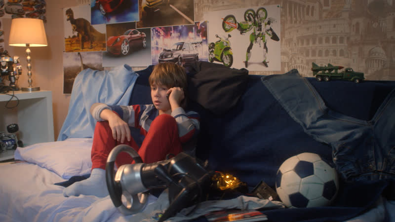 Мама и сын / молодые телефон доверия