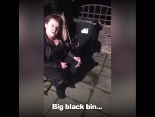 I found this wayyyy funnier than i should have her laugh 🙈😂😂