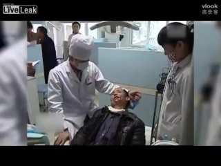 Мужчина после встречи с волком © видеожесть