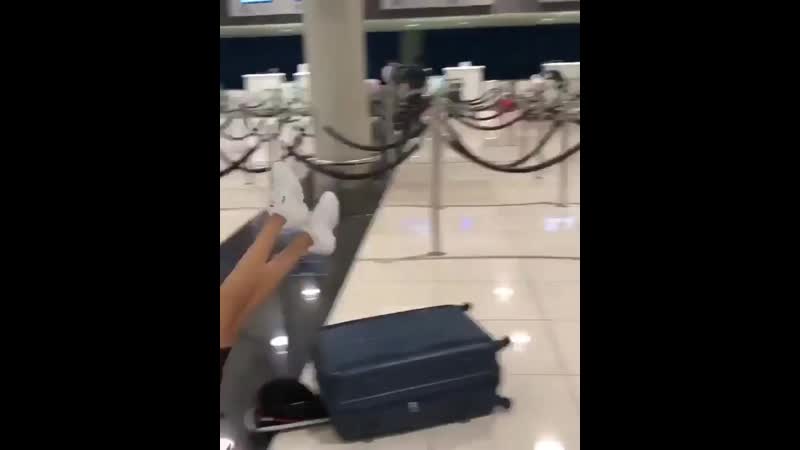 Чётко приземлилась 😂