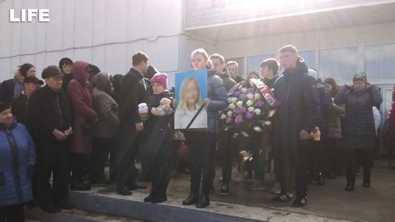 С жестоко убитой школьницей простились в тамбовской области