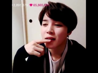 Heres a loop of jimin touching his plump lips for 12 secs, youre welcome