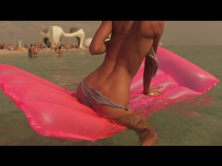 Раздевание с вагиной на пляже - порно фото afisha-piknik.ru