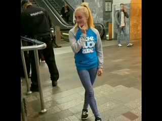 Это видео набрало 6 миллионов #workout #workoutgirl #girl #nice #motivation #muscleup #traning #top #tiktok #sportgirl #super #s