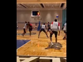 Zion williamson gets buckets practice | zion williamson