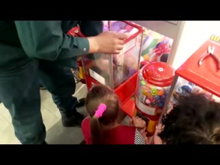 В рогачеве руку девочки зажало в аппарате с игрушками