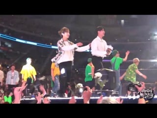 160904 v @ f(x)'s amber ranting monkey ep 9