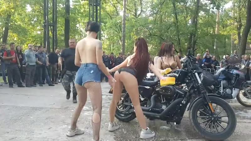 Девочки из las palmas на закрытии мотосезона воронеж 2020