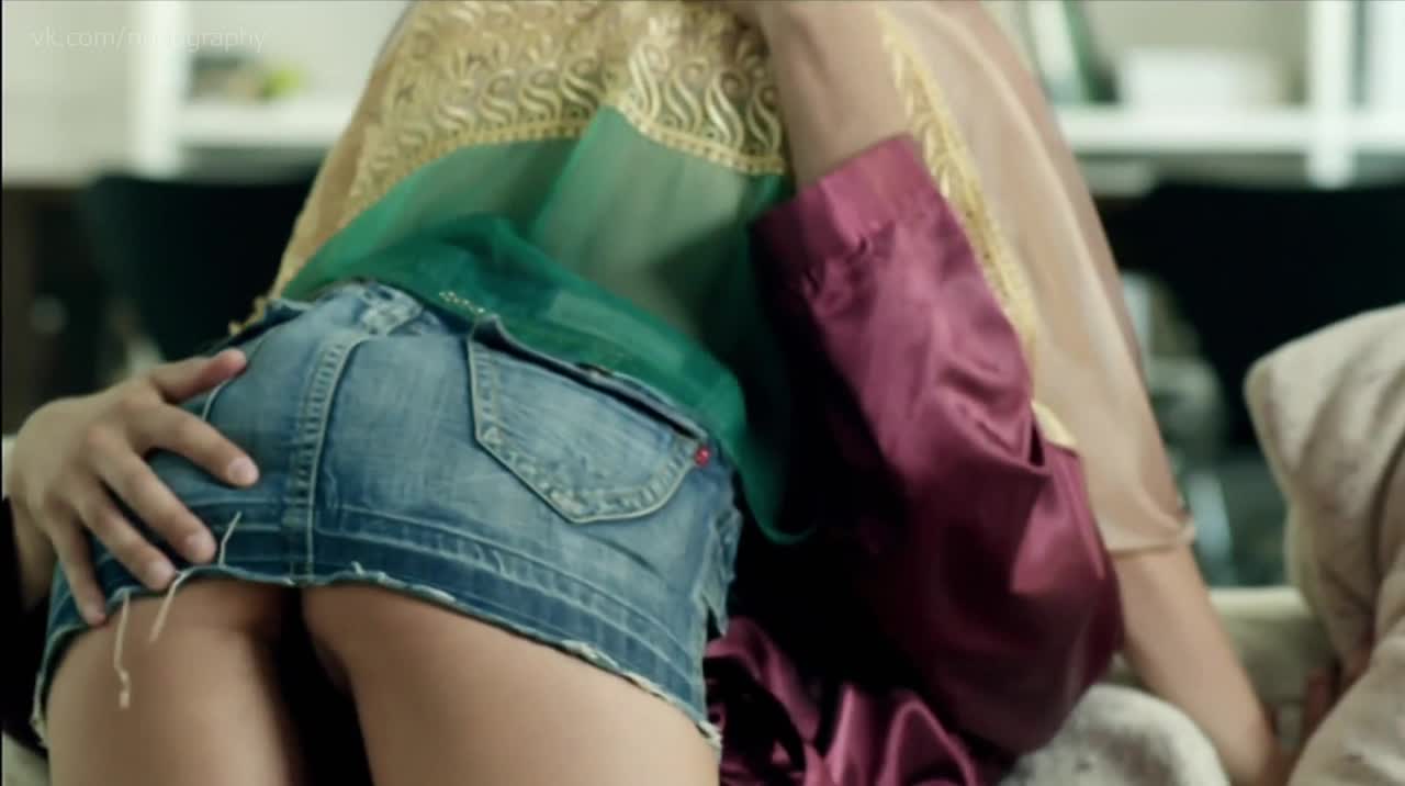 Әйелдің түкті анусы