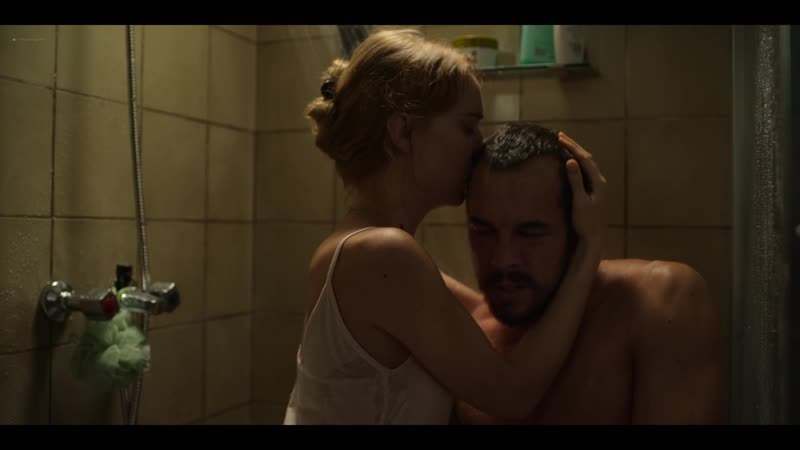 Déborah françois el practicante (2020)