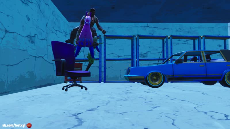 Ебать чо нига творит на стуле съёбывает маг ебучий