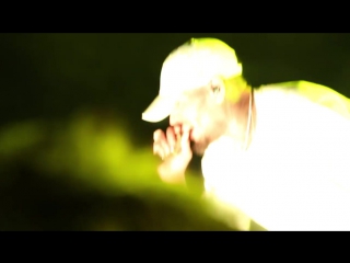 Крис исполняет «fuckin faded» на этапе формулы 1