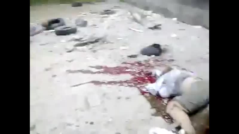 Авиаудар по луганской ога 02 06 2014 шокирующие кадры трупы 2 часть