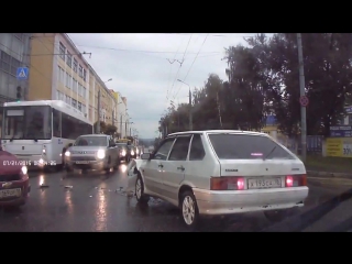 Дтп на перекрестке в ижевске