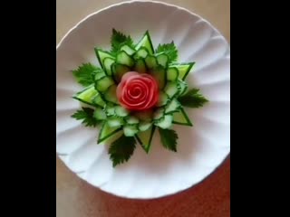 Красивая нарезка в виде цветка