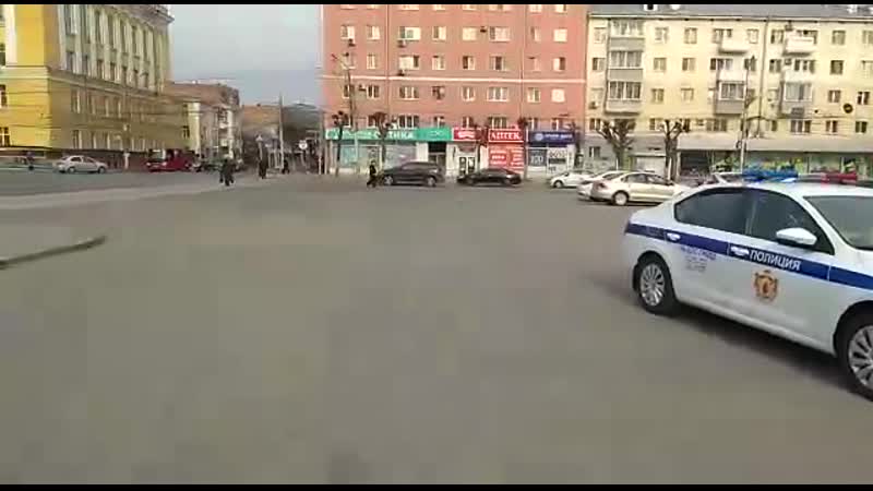 Госавтоинспекция просит оставаться дома