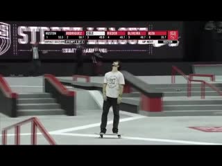 Chris cobra cole / 9 5 half cab noseslide 270 heelflip out!