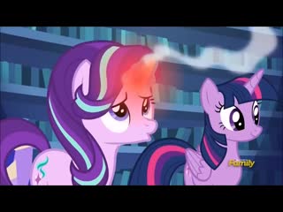 Starlight glimmer and twilight sparkle having a magic challenge