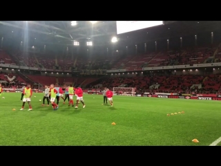 Разминка красно белых!