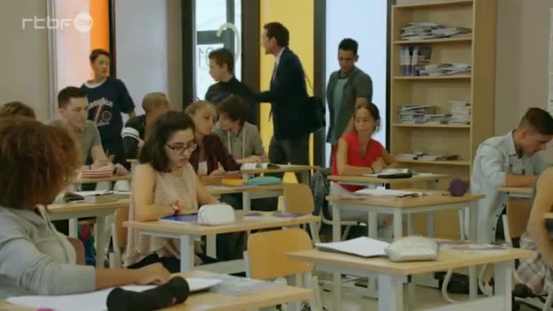 Поцелуи украдкой