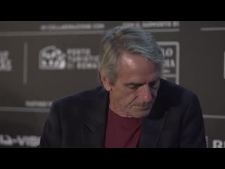 Jeremy irons presenta ‘io ballo da sola’ di bernardo bertolucci 🎥