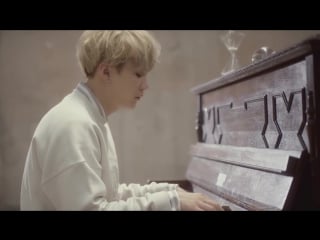 Suga playing i need u (piano ver ) | шуга играет i need u (пианино)