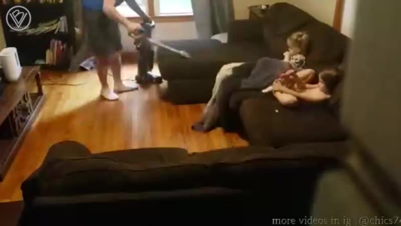 Когда позвонила жена и сказала «мне надоело отдыхать на курорте, я прилетела обратно»