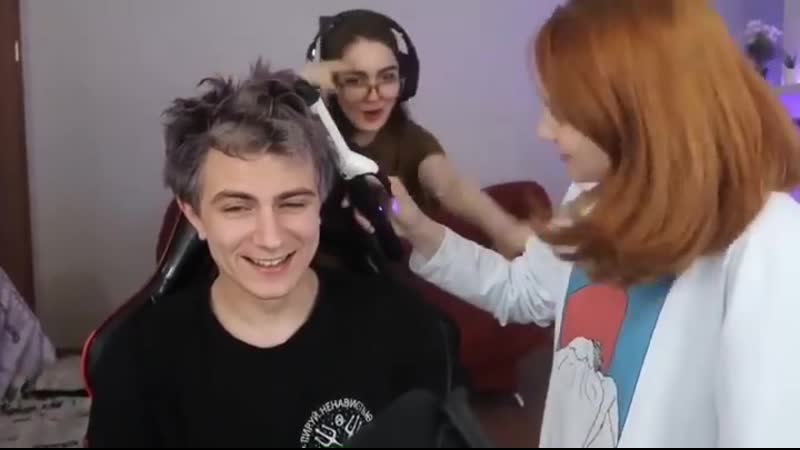 Эвелинушка и диана элиас феминизируют угнетателя