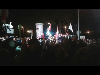 Proteste in erfurt mehr als 10 000 fordern neuwahlen und direkte demokratie