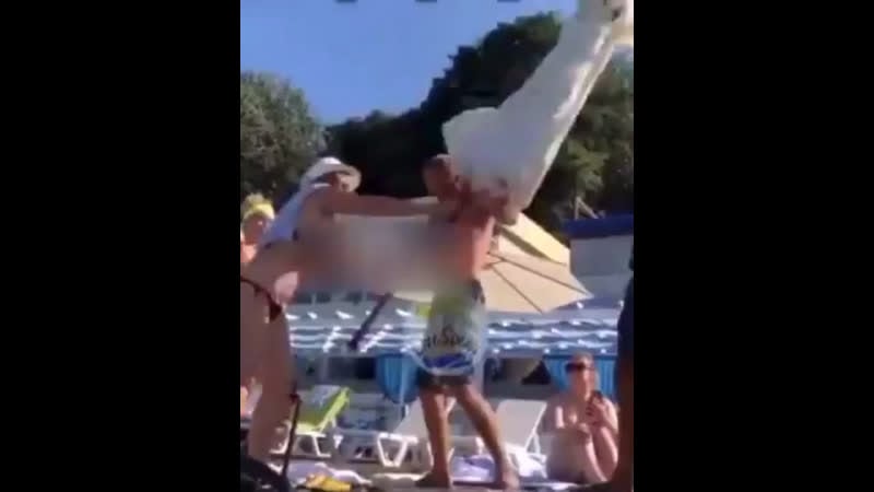 Пляжно зонтиковая возня по сочински курорты казакского края