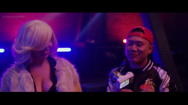 Симона шайн (simona shyne) в фильме "молодые вечеринка" (slasher party, 2019) hd 1080p голая? секси!