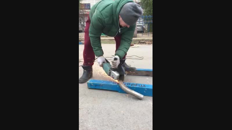 Работа кипит