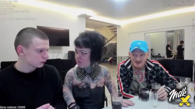 Карлица из little big предлагает секс мелстрою