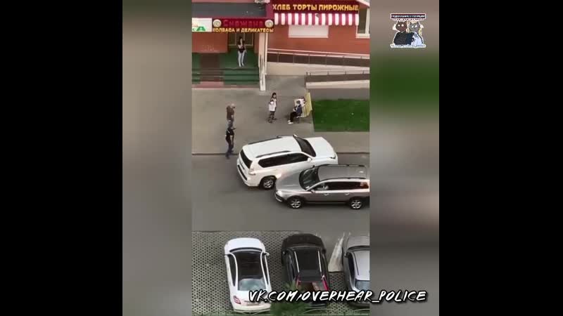 Москвичи около четырёх часов не пускали пьяного водителя за руль