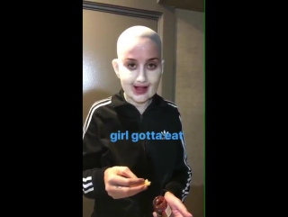 Katy perry 'girl gotta eat'