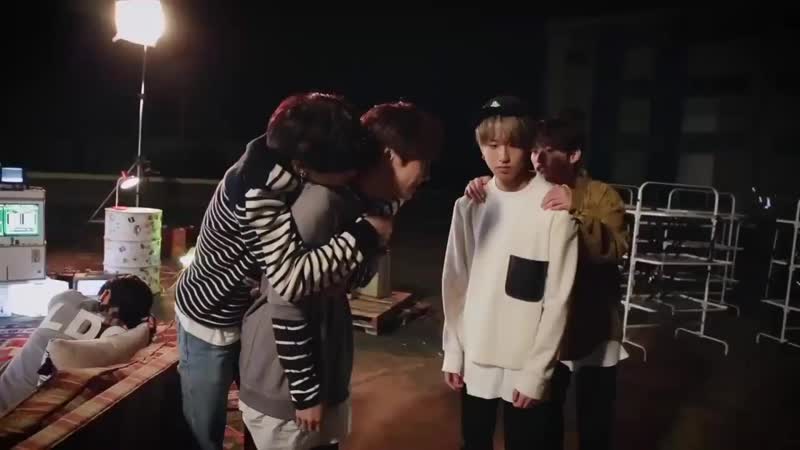 Hyunlix and their son