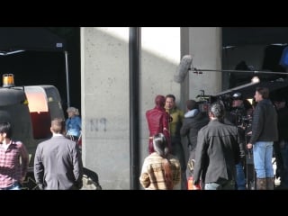 Legends of tomorrow shoots scene with the flash stars grant gustin and tom cavanagh