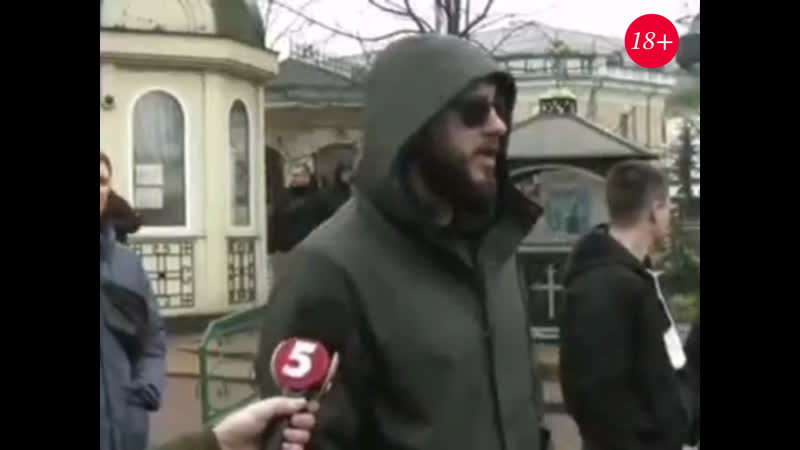 В куеве своя куевская атмосфера хвалят сатану, хотят сжечь лавру и расстрелять монахов